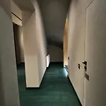 грань *